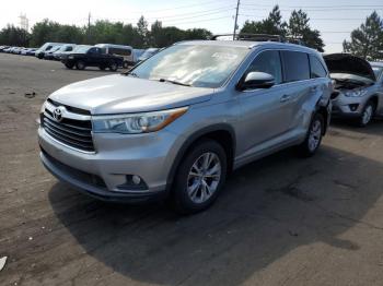  Salvage Toyota Highlander