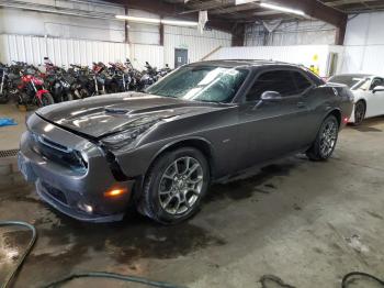  Salvage Dodge Challenger