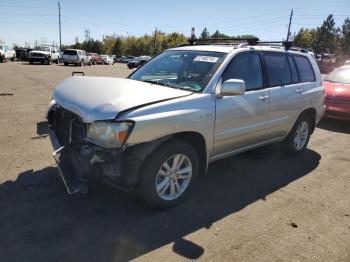  Salvage Toyota Highlander