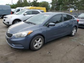  Salvage Kia Forte