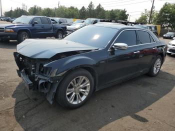  Salvage Chrysler 300