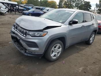  Salvage Jeep Compass