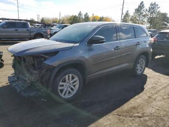  Salvage Toyota Highlander