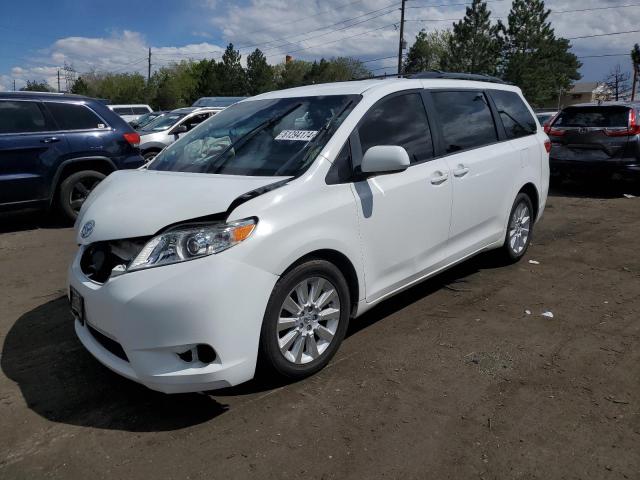  Salvage Toyota Sienna