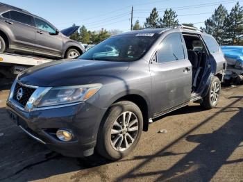  Salvage Nissan Pathfinder