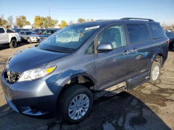  Salvage Toyota Sienna