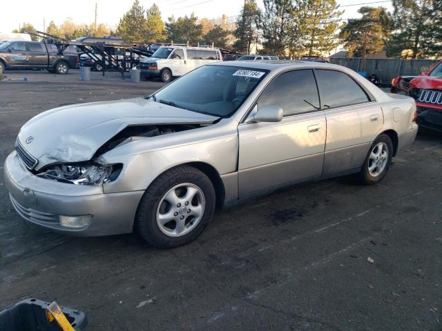  Salvage Lexus Es