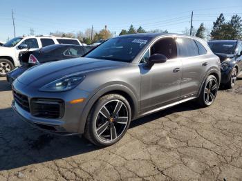  Salvage Porsche Cayenne