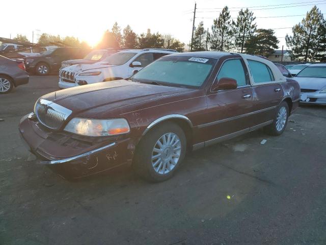  Salvage Lincoln Towncar