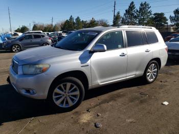  Salvage Toyota Highlander