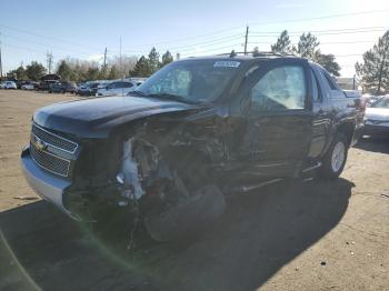  Salvage Chevrolet Avalanche