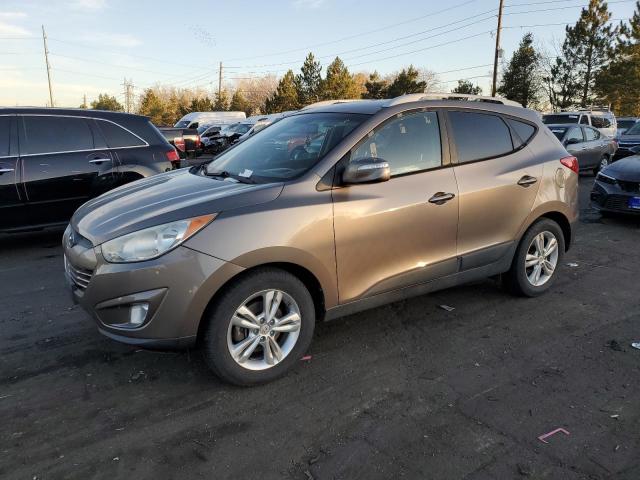  Salvage Hyundai TUCSON