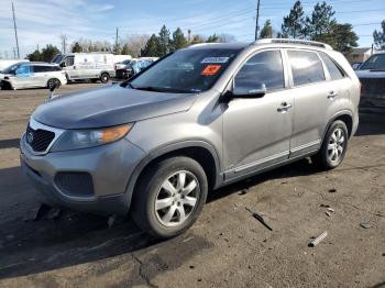  Salvage Kia Sorento