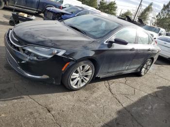  Salvage Chrysler 200