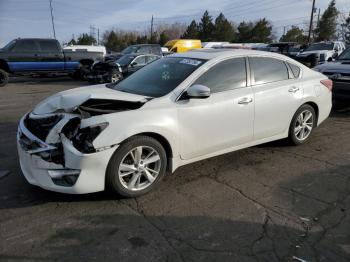  Salvage Nissan Altima