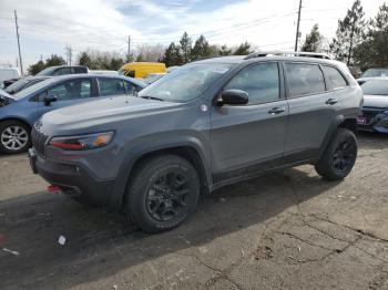  Salvage Jeep Cherokee