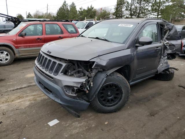  Salvage Jeep Compass