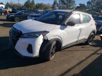  Salvage Nissan Kicks