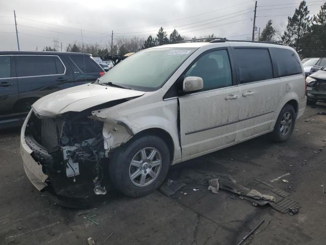  Salvage Chrysler Minivan