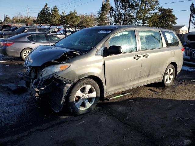  Salvage Toyota Sienna