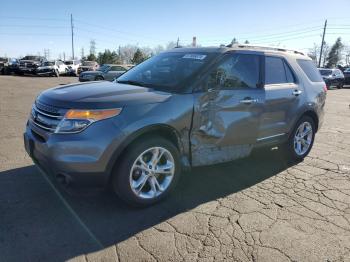  Salvage Ford Explorer