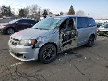  Salvage Dodge Caravan