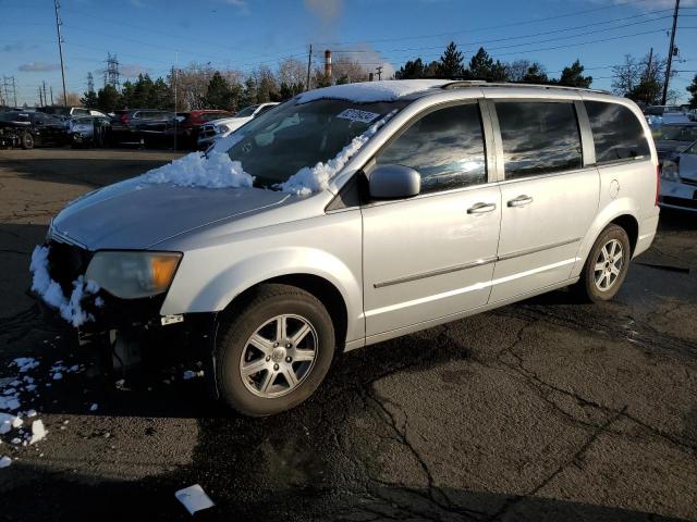  Salvage Chrysler Minivan