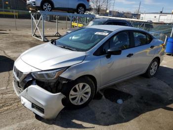  Salvage Nissan Versa