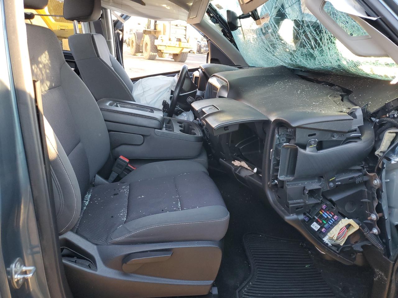 Chevrolet Silverado K1500 Lt Image 9