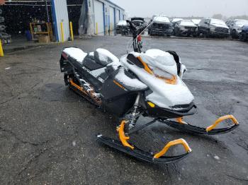  Salvage Bmbr Snowmobile