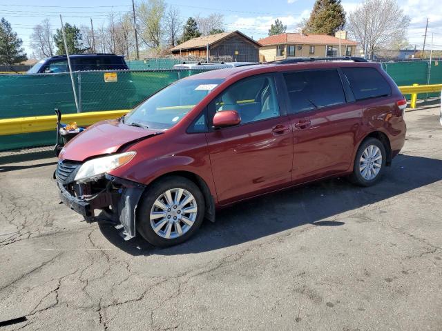  Salvage Toyota Sienna