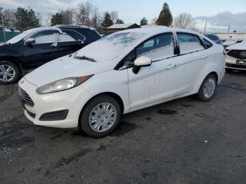  Salvage Ford Fiesta