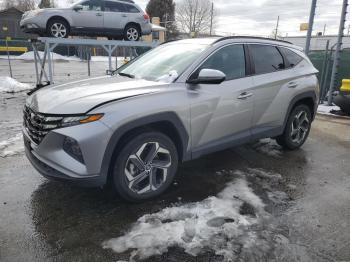  Salvage Hyundai TUCSON