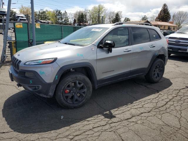 Salvage Jeep Cherokee