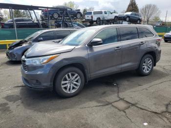  Salvage Toyota Highlander