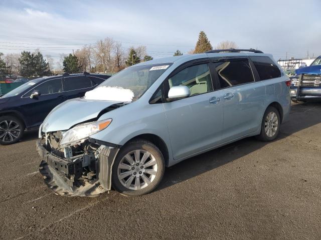  Salvage Toyota Sienna