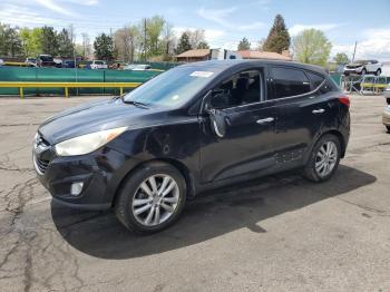  Salvage Hyundai TUCSON