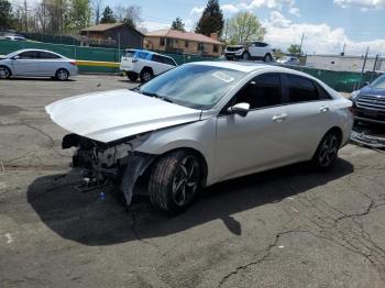  Salvage Hyundai ELANTRA