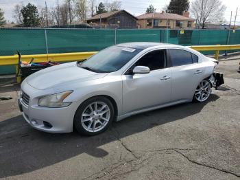  Salvage Nissan Maxima