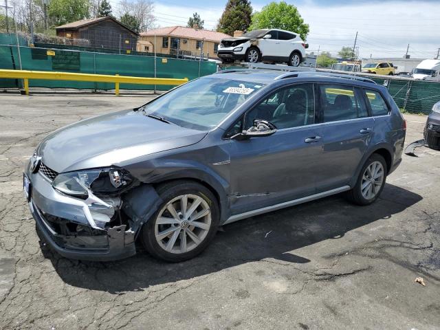  Salvage Volkswagen Golf