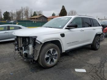 Salvage Jeep Grand Cherokee