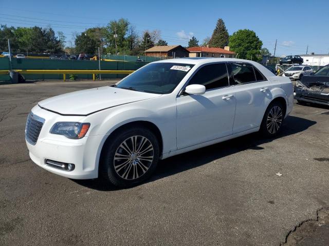  Salvage Chrysler 300