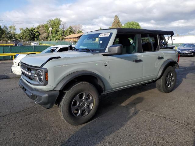  Salvage Ford Bronco