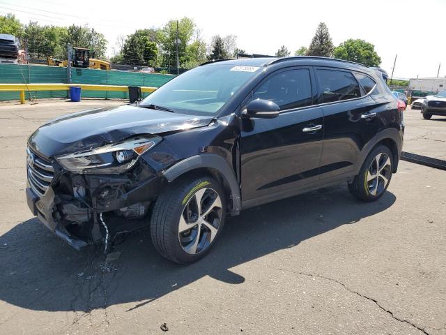  Salvage Hyundai TUCSON
