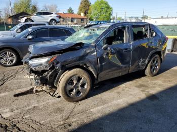 Salvage Toyota RAV4