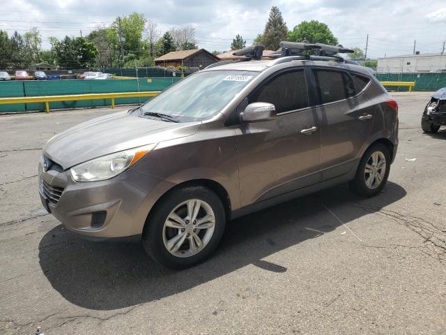  Salvage Hyundai TUCSON