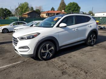  Salvage Hyundai TUCSON