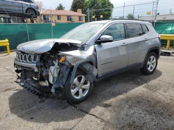  Salvage Jeep Compass