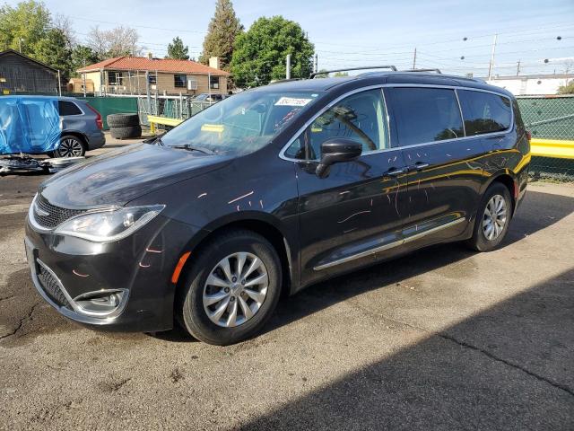  Salvage Chrysler Pacifica