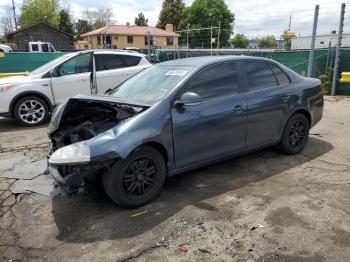  Salvage Volkswagen Jetta